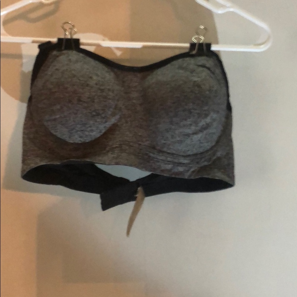 Victoria Secret sport Bra size 36D
